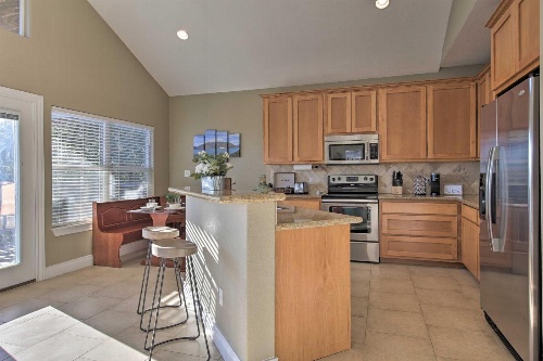 House with Outdoor Oasis Less Than 3 Miles from Canyon Lake! image 2