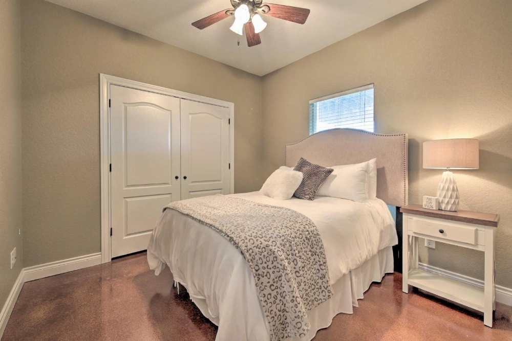 House with Outdoor Oasis Less Than 3 Miles from Canyon Lake! Main image